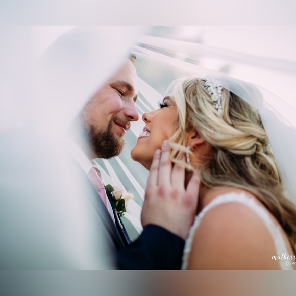 Meet your Posher, Taylor - Picture 3 of 11